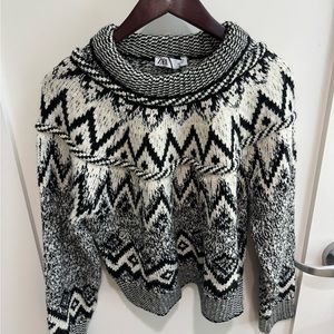 Zara Black and White Knit Patterned Sweater